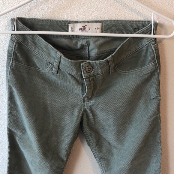 HOLLISTER CORDUROYS - Picture 2 of 4